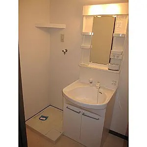 独立洗面台完備です