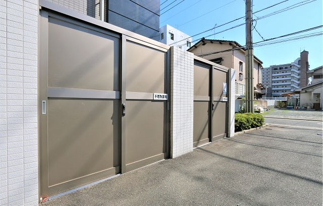 共用のごみ置き場もあります