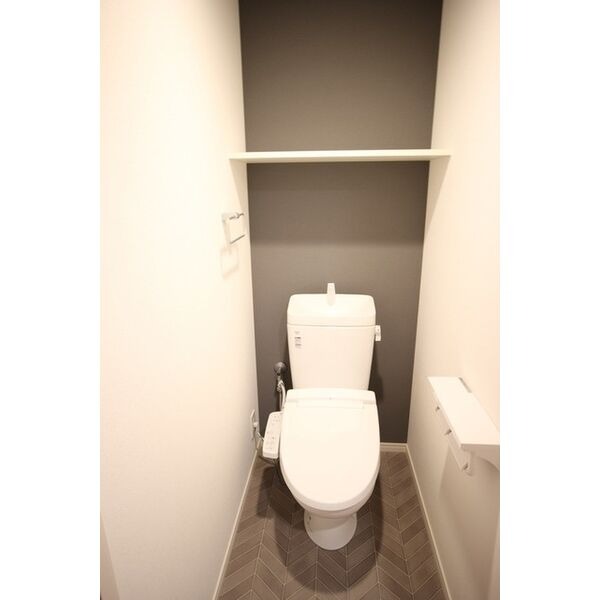 清潔感のあるトイレです