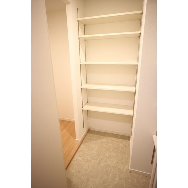 シューズウォークインクローゼットもあります