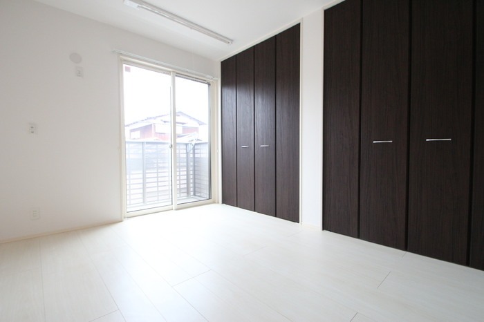 こちら寝室にいかがでしょうか