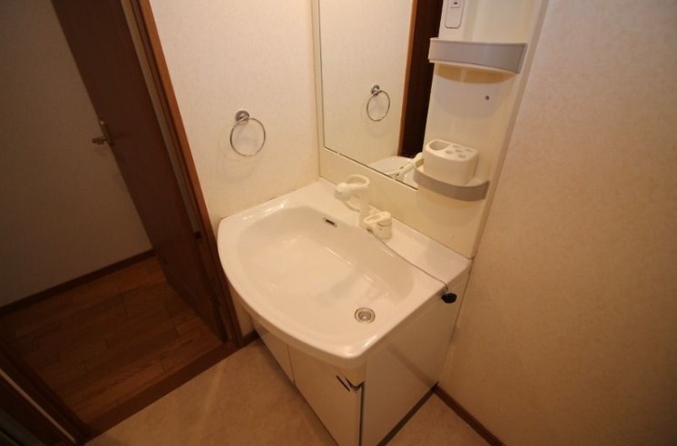 お出かけ前の身支度はこちらでバッチリです