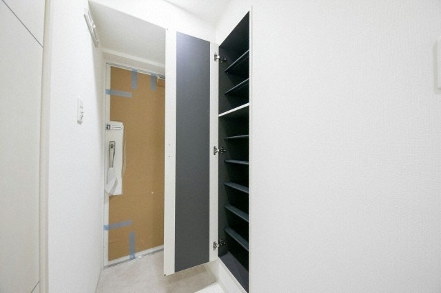 玄関収納もばっちりです。