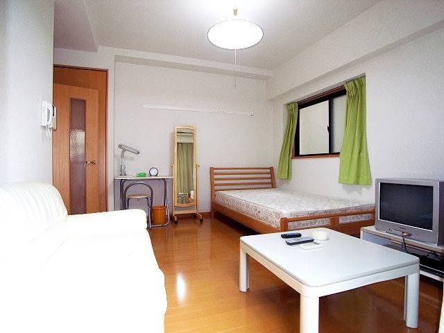 物の配置もしやすい間取りですね