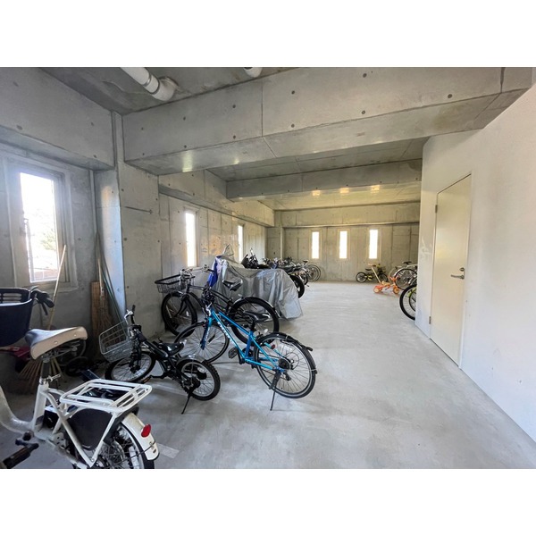 自転車類はこちらです