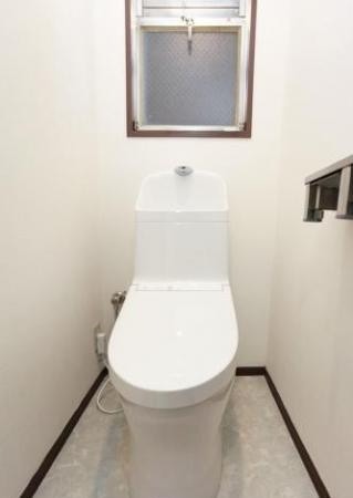 清潔感のあるトイレです