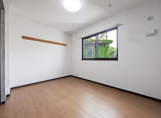 嬉しい室内物干し付きです。