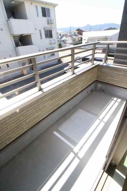 洗濯物はこちらへどうぞ。