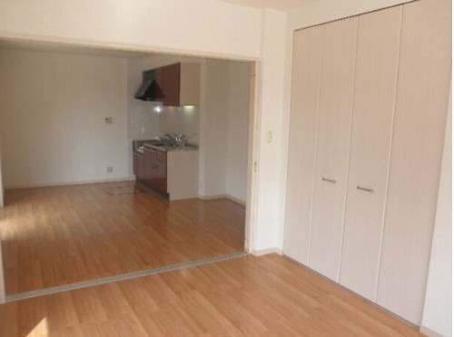 各お部屋に収納ございます