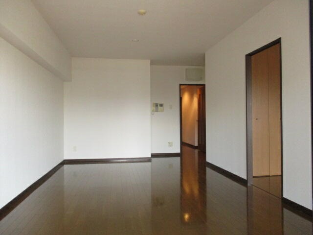 広々リビングでゆったりくつろげます