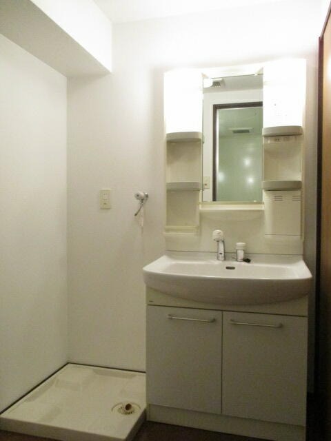 お出かけ前の身支度はこちらでバッチリです