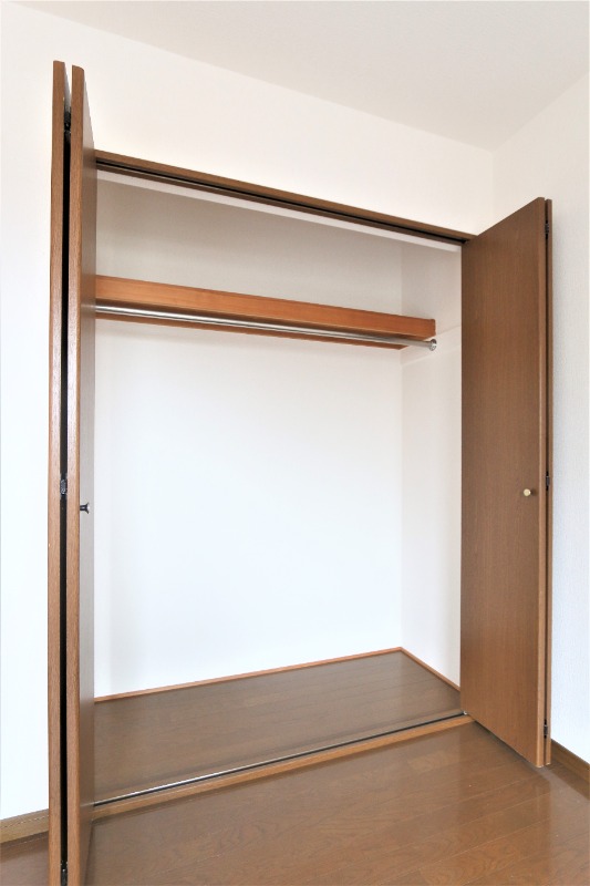 大容量の収納でお洋服が沢山入ります