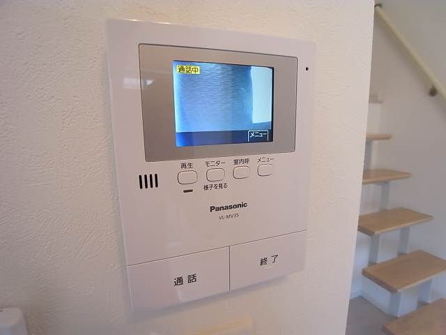 TVモニター付きイタンーホンあります。