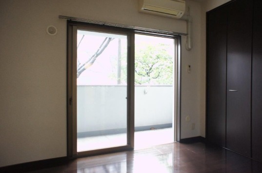 寝室にピッタリな洋室になっております