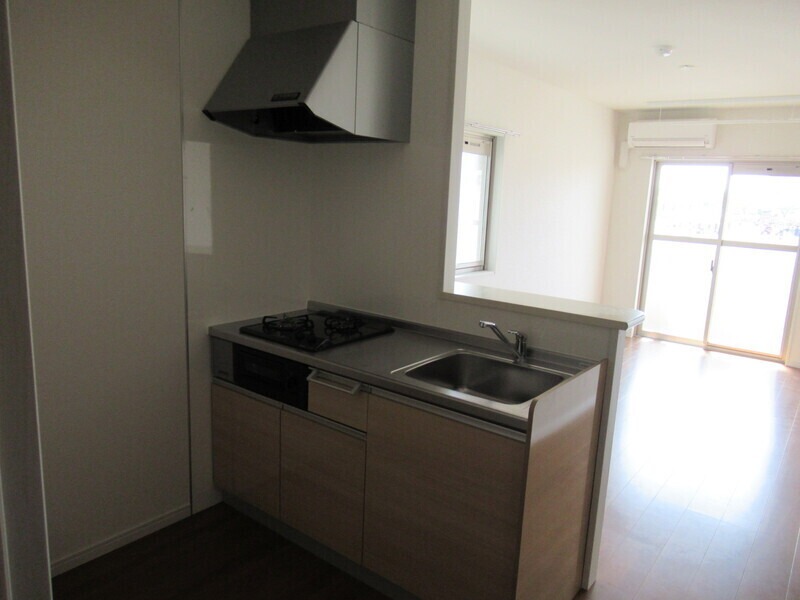 人気のカウンターキッチンです