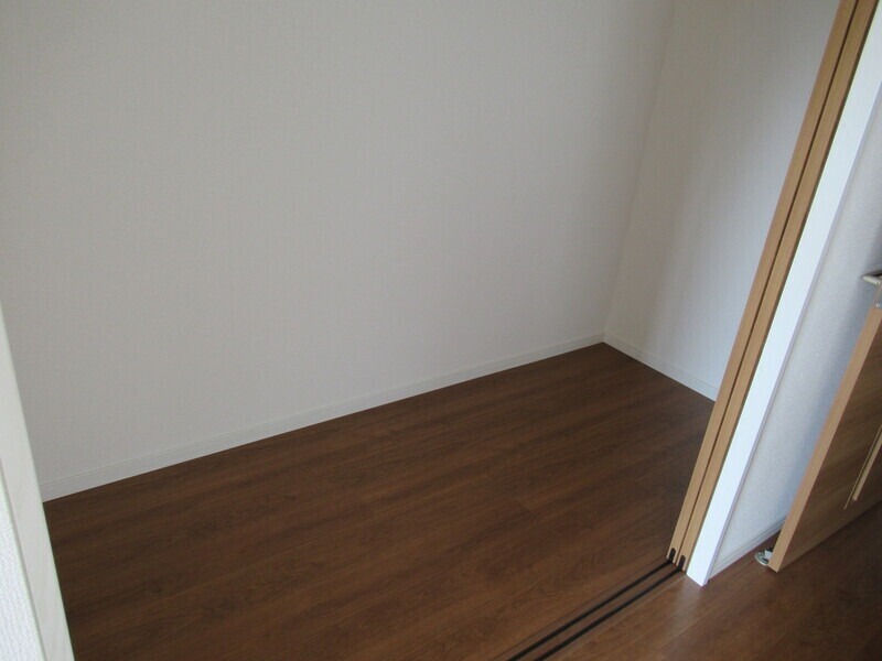 こちらは便利なサービスルームです