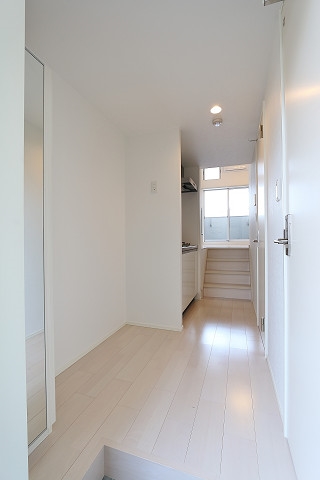 開放感のあるオシャレな玄関ですね