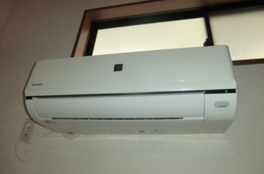 エアコン完備で年中快適に過ごせます