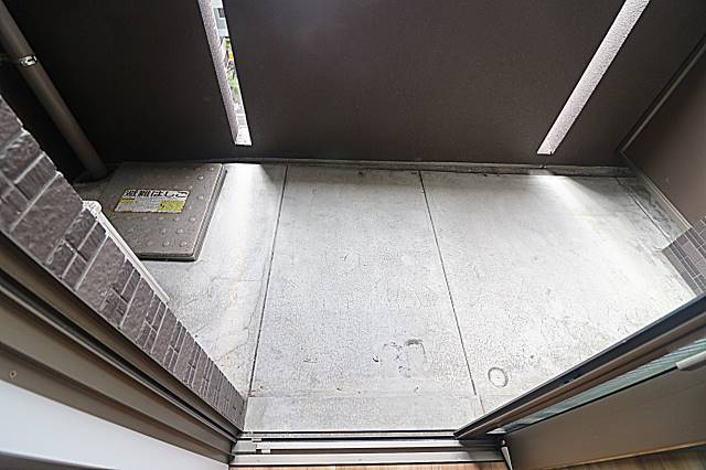 バルコニー広すぎます。