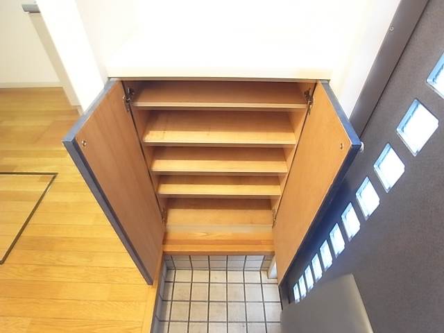 靴もたくさん入ります。