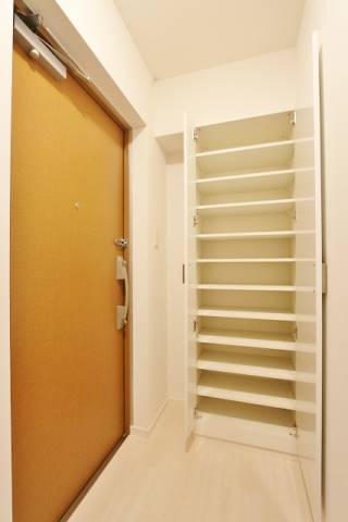 たくさん収納可能なシューズボックスですね