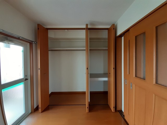 お洋服がたくさん入ります