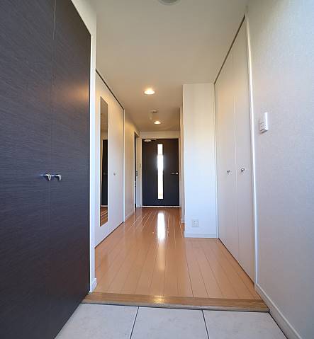 玄関からはこのようになっています。