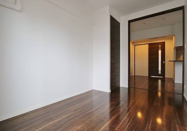 写真は同型物件です