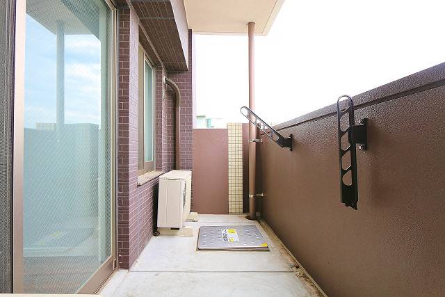 写真は同型物件です