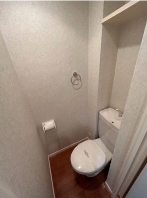 トイレ別になってます。