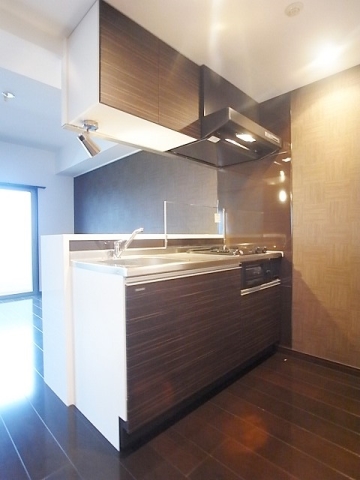 会話が弾むカウンターキッチンですね