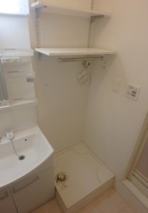 室内洗濯機置き場付き。