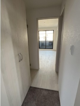 玄関も十分な広さです