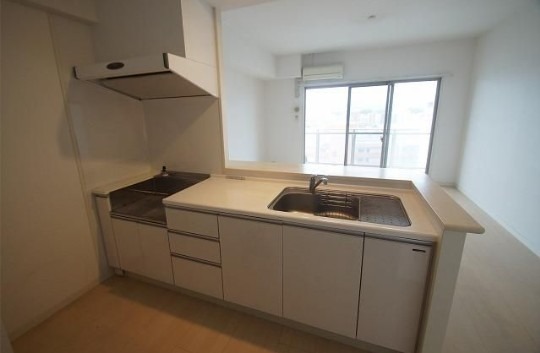 人気のカウンターキッチンです