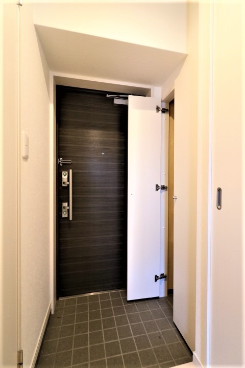 大容量靴箱設置しております。