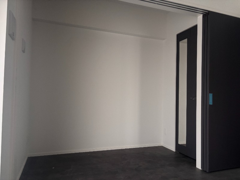 こちらは寝室にぴったりの洋室です