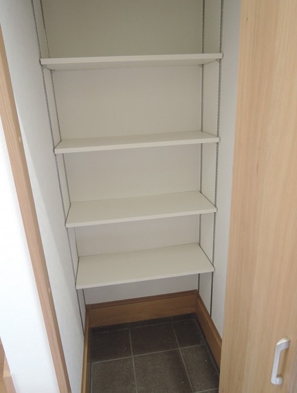 シューズボックス完備。