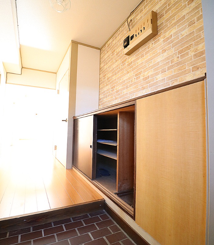 シューズボックス完備。