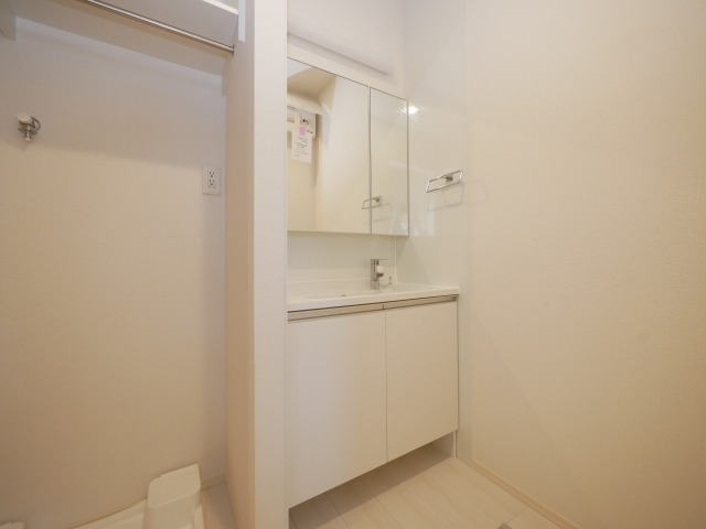 お出かけ前の身支度はこちらでバッチリです