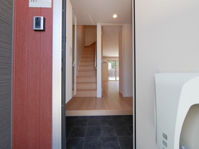 玄関も充分な広さがありますね