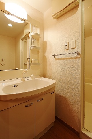 お出かけ前の身支度はこちらでバッチリ