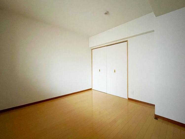 こちら寝室にいかがでしょうか