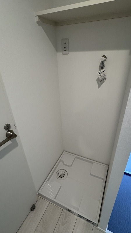 もちろん室内洗濯機置き場付きです。