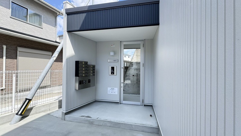 オートロック付きで安心。