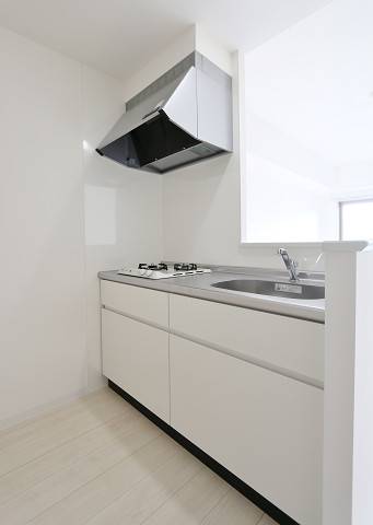 キッチンの収納も充分です