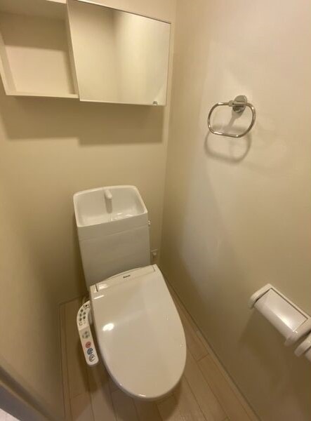 うれしい温水洗浄便座機能付き