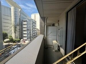 天気の良いの洗濯物はこちらで