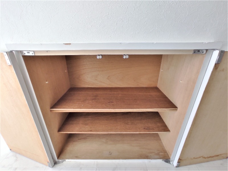 玄関収納もございます。