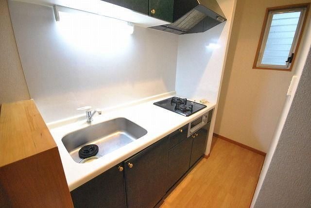 こちらでお料理をお楽しみ下さい