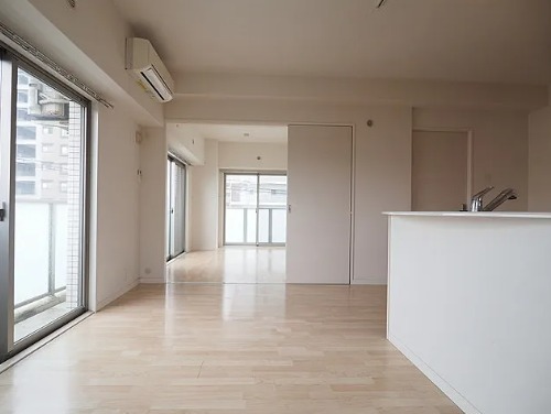 エアコン完備で年中快適に過ごせます